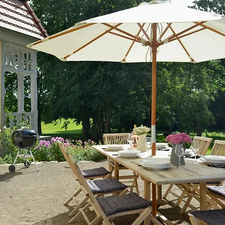 Historic Manor House At Krewitz *